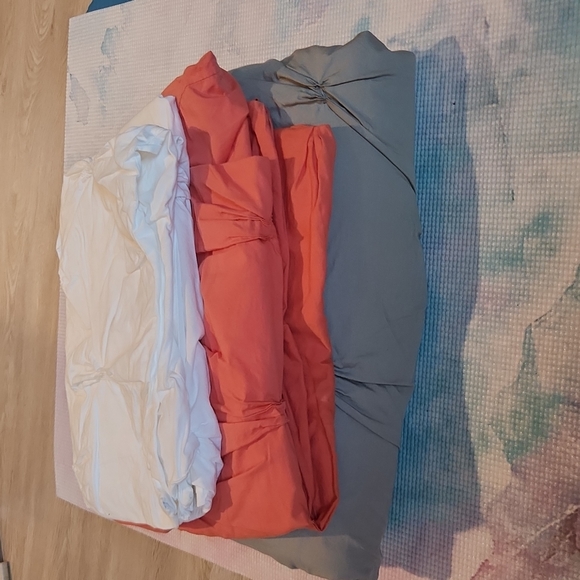 West Elm Queen Organic Cotton Pintuck Duvet - Picture 3 of 3